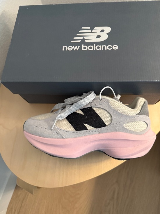 New Balance Shoes - New Balance Light Gray and Pink Platform Runner